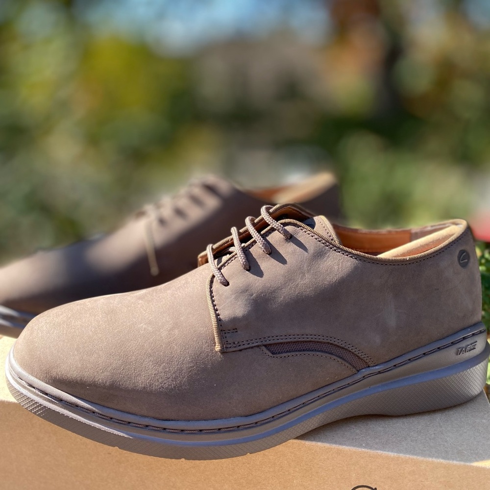 Clarks Men’s Dennet Low Oxford Shoes, 9 M, 12 M, Brown, New With Box